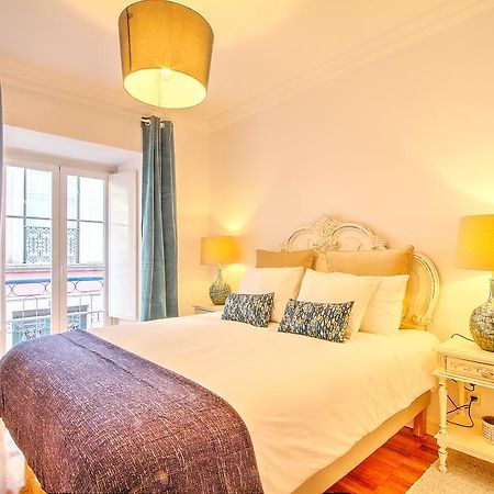 Apartamento Heart Of Bairro Alto-Live Like A Local Lisboa Exterior foto