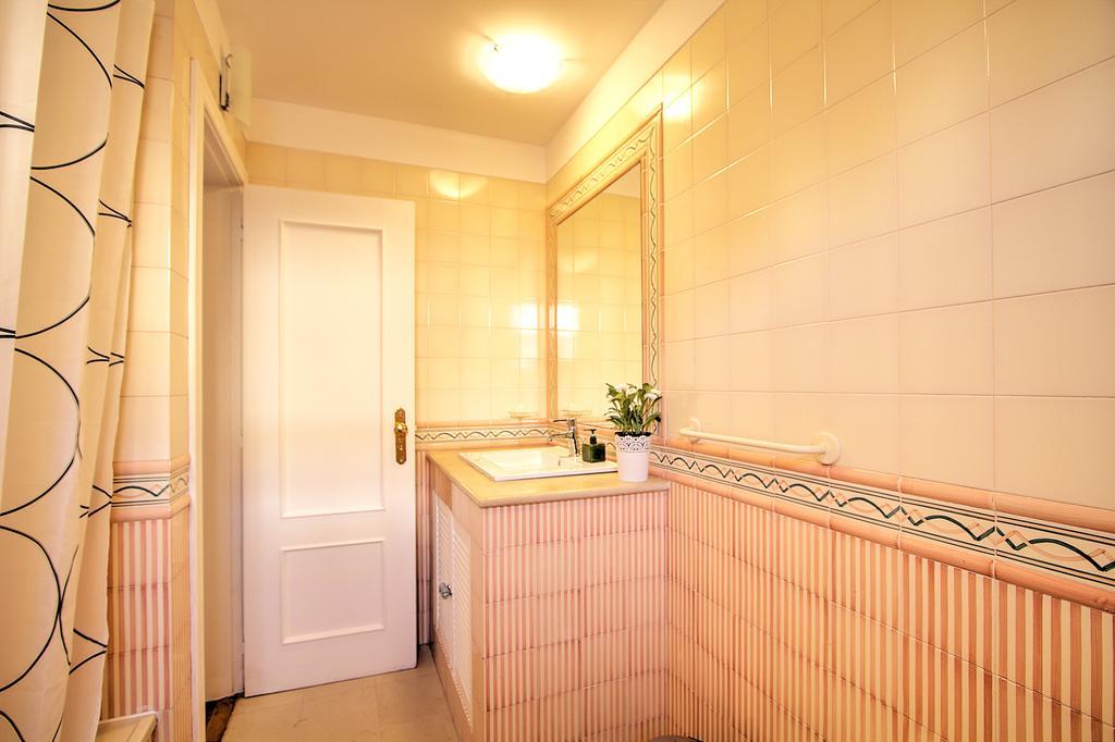 Apartamento Heart Of Bairro Alto-Live Like A Local Lisboa Exterior foto